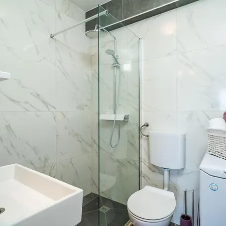 Blue Pearl Apartment Mlini